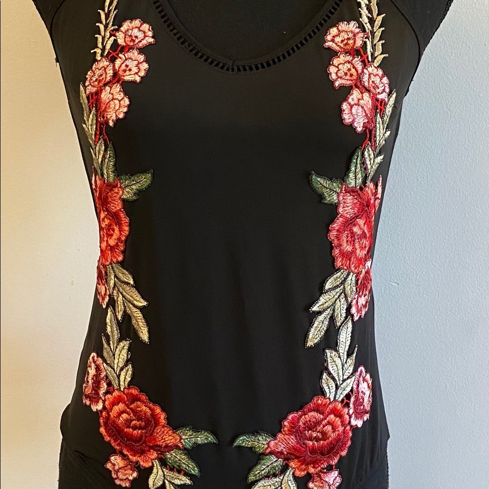 Black floral appliqué body suit
